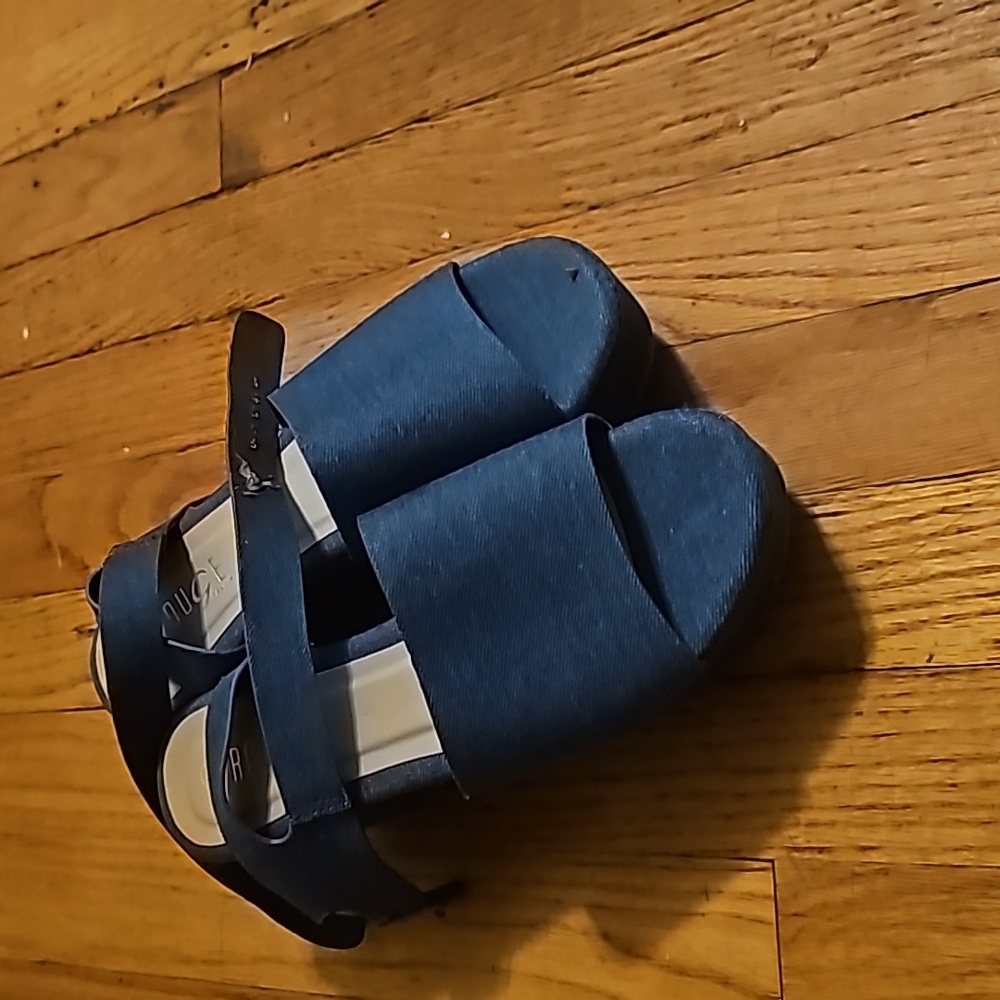 Rouge Helium platform heels women's size 8 Dark blue denim